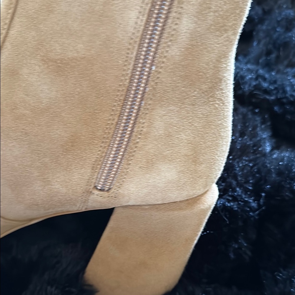 Stuart Weitzman Tan Suede Knee-High Boots - Picture 4 of 12